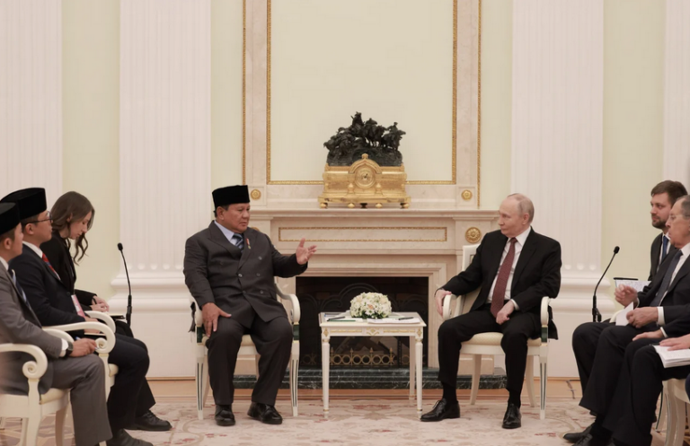 Presiden Prabowo Mengunjungi Presiden Putin di Kremlin, Memperkuat Relasi Strategis Indonesia bersama Rusia